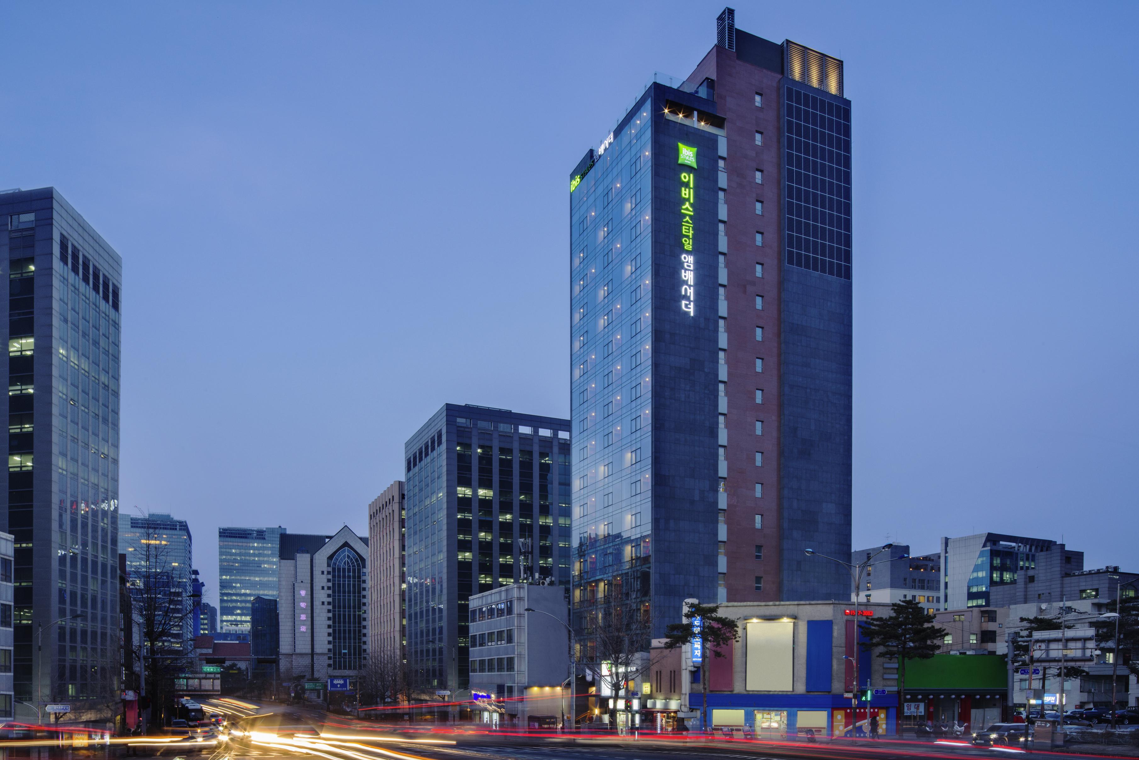 Hotel Ibis Styles Ambassador Seoul Myeong-Dong Exterior foto